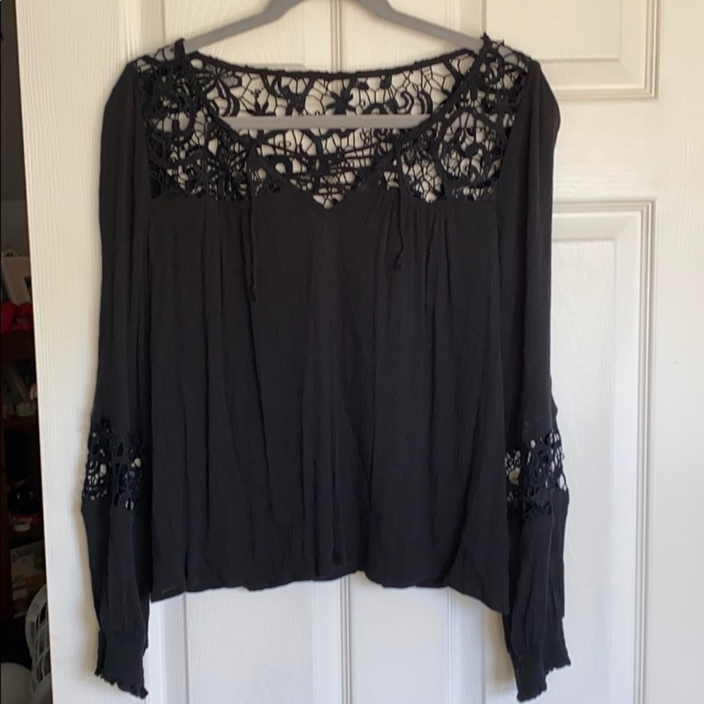 black flowy blouse